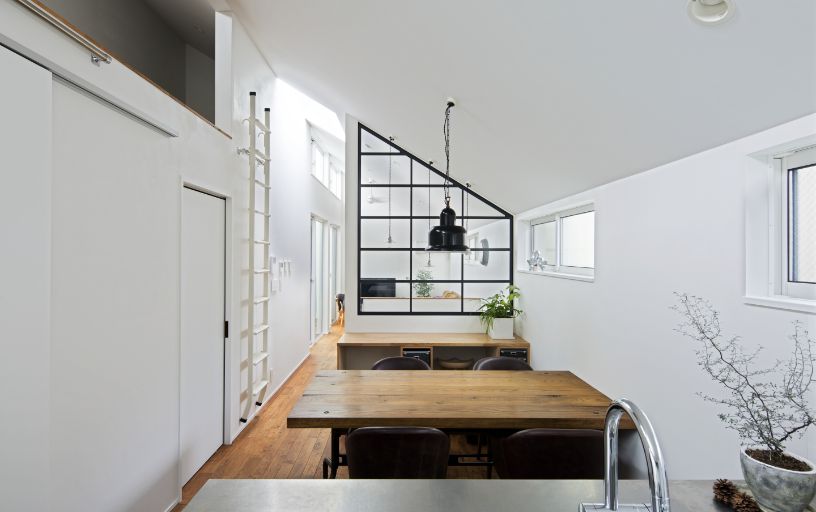 Depth House