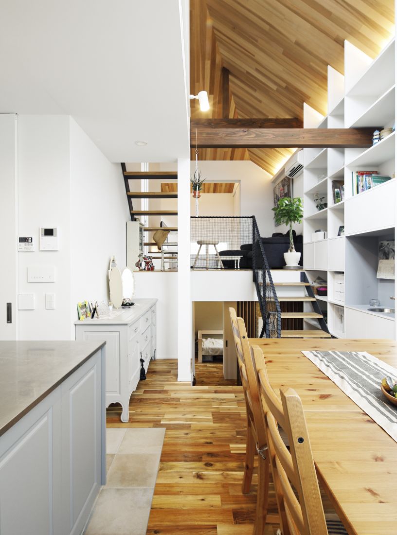 Zushi House